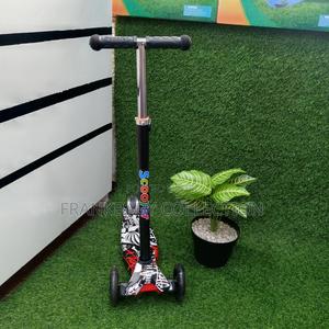 3-Wheel Lights Scooter - thumbnail 2