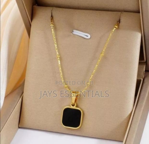 Necklaces That Suit Every Occasion - thumbnail 13