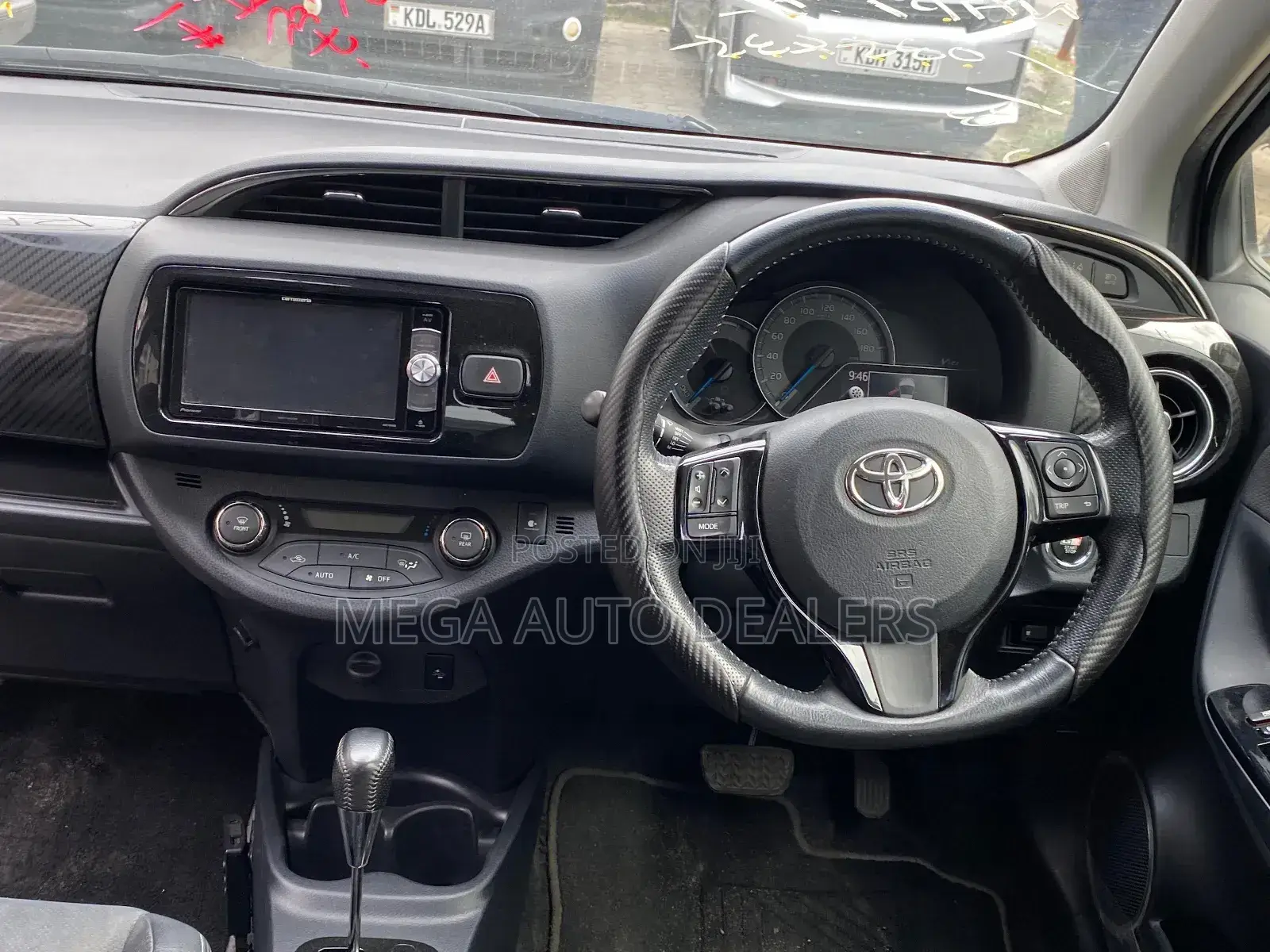 Toyota Vitz 2018 White