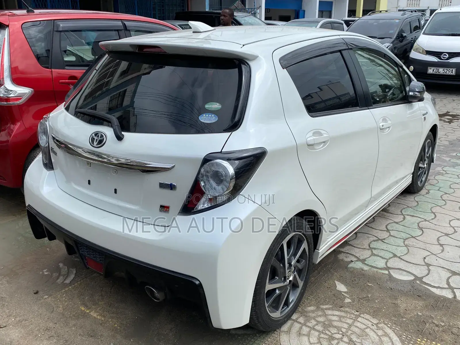 Toyota Vitz 2018 White