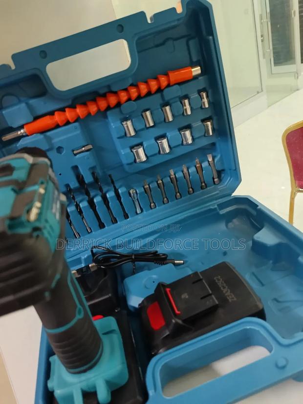 26v Cordless Makita Drillset - thumbnail 4