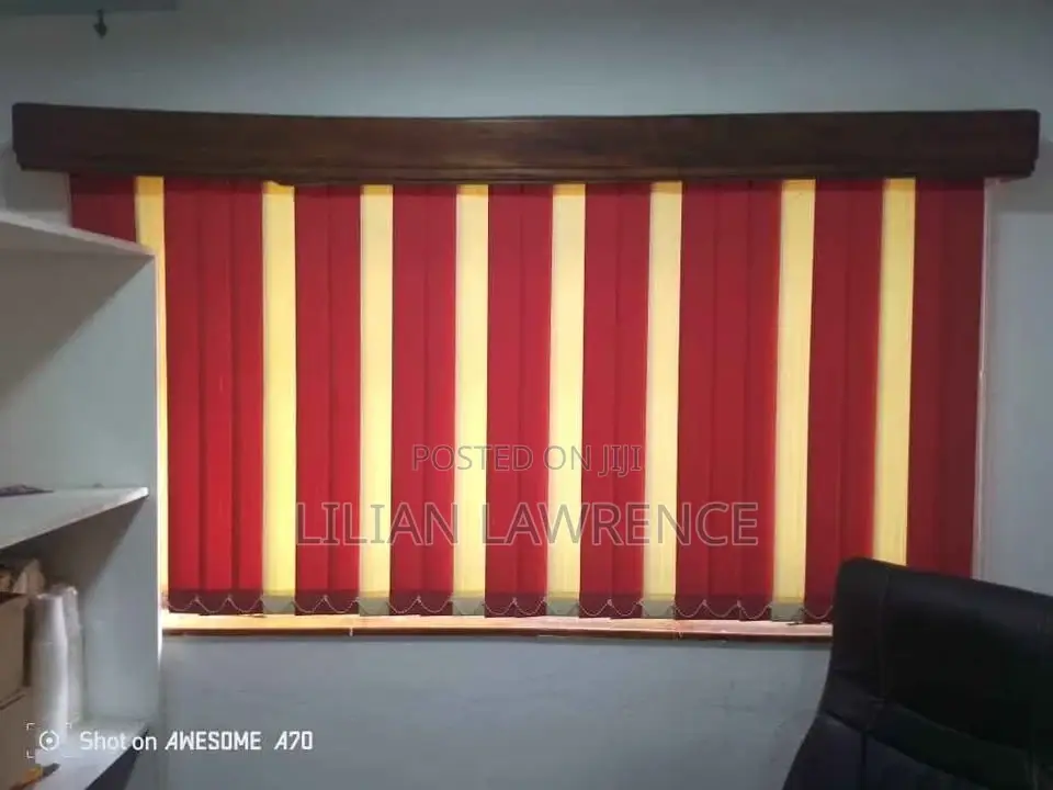 Red and White Mix Match Office Blinds