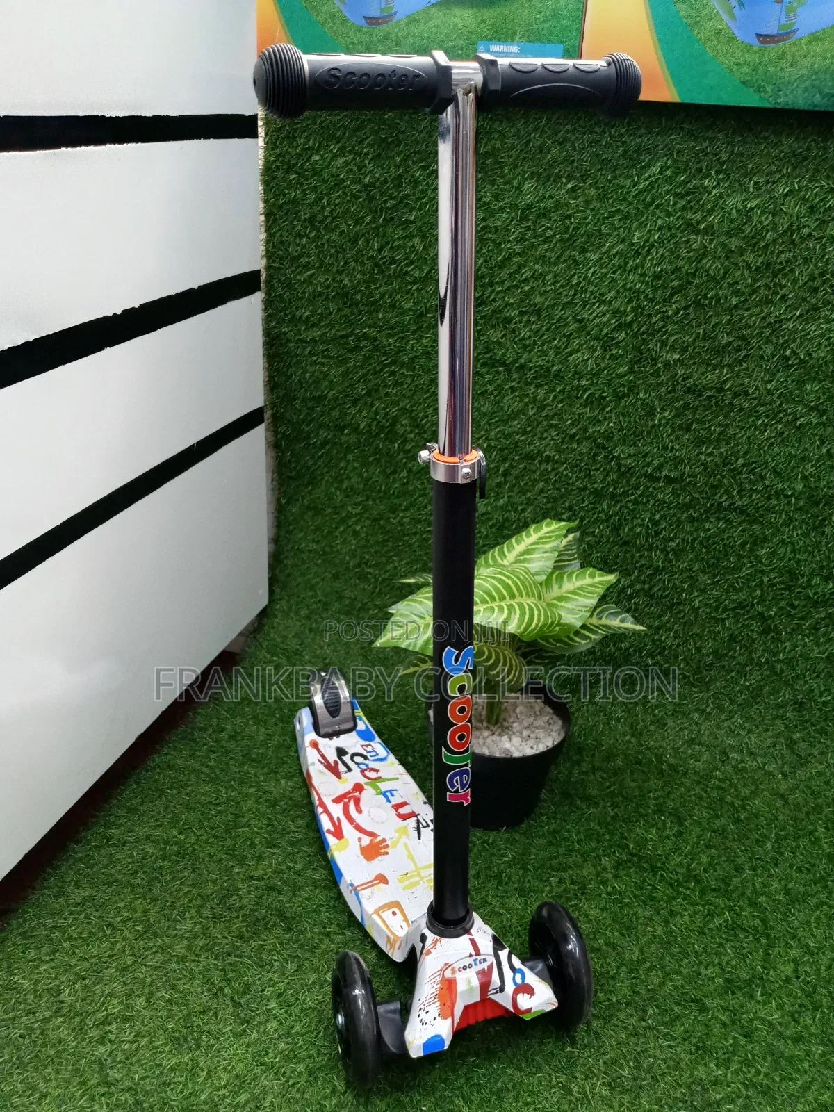 3-Wheels Flash Rider Scooter