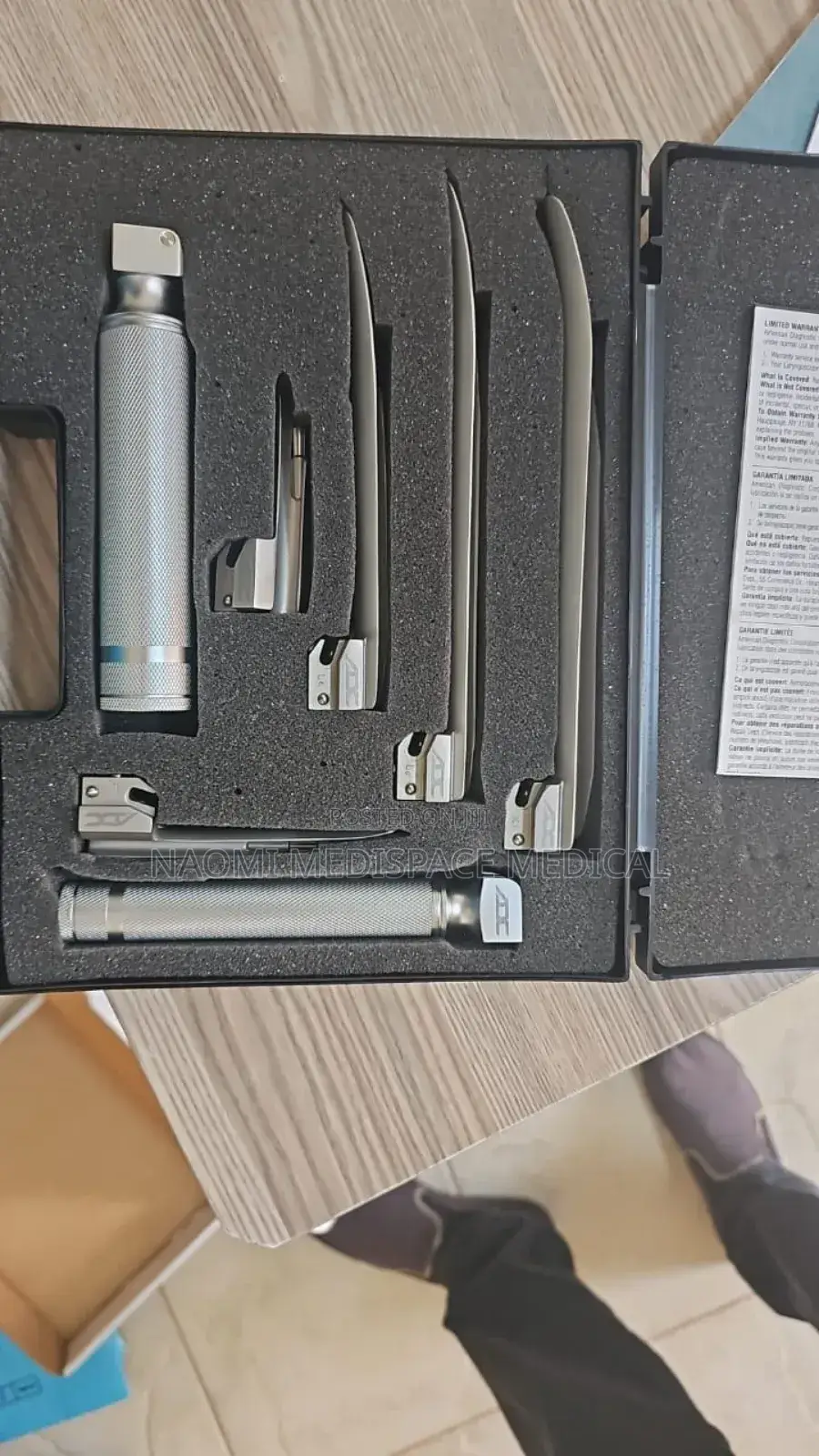 5 Blades Laryngoscope With Straight Blades( Miller Type)