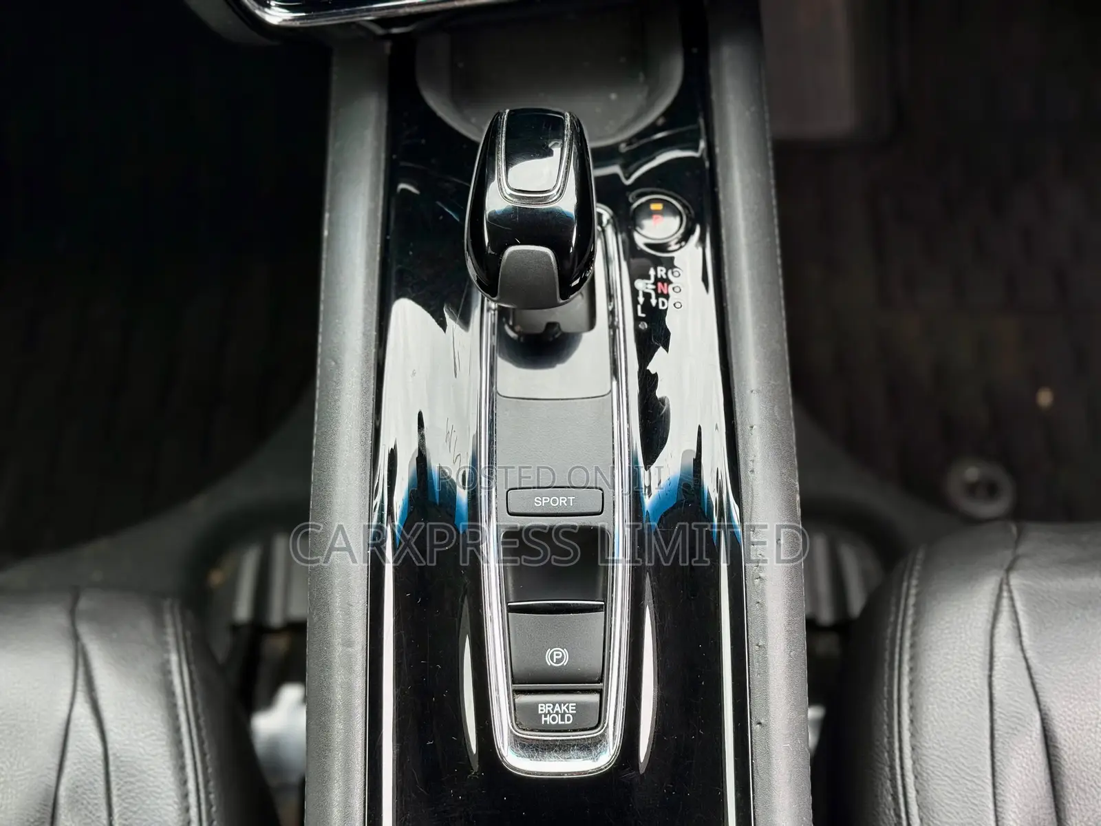 Honda Vezel 2018 Brown