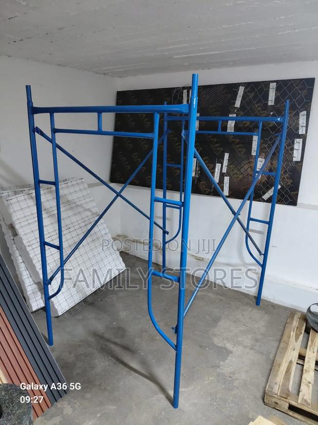 Heavy Duty Scaffolding Materials 2m by 1.5m - thumbnail 2