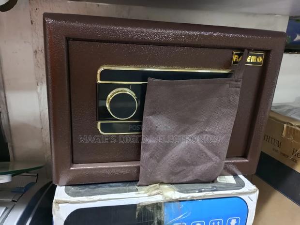 Most Appropriate Safety/Money Box - main view