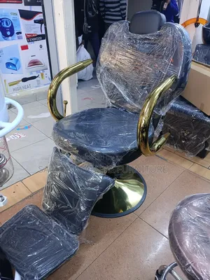 Kinyozi Seats