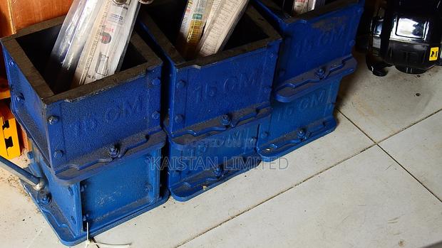 Test Molds For Concrete/ Cast Iron 150mm By 150mm By150mm - main view