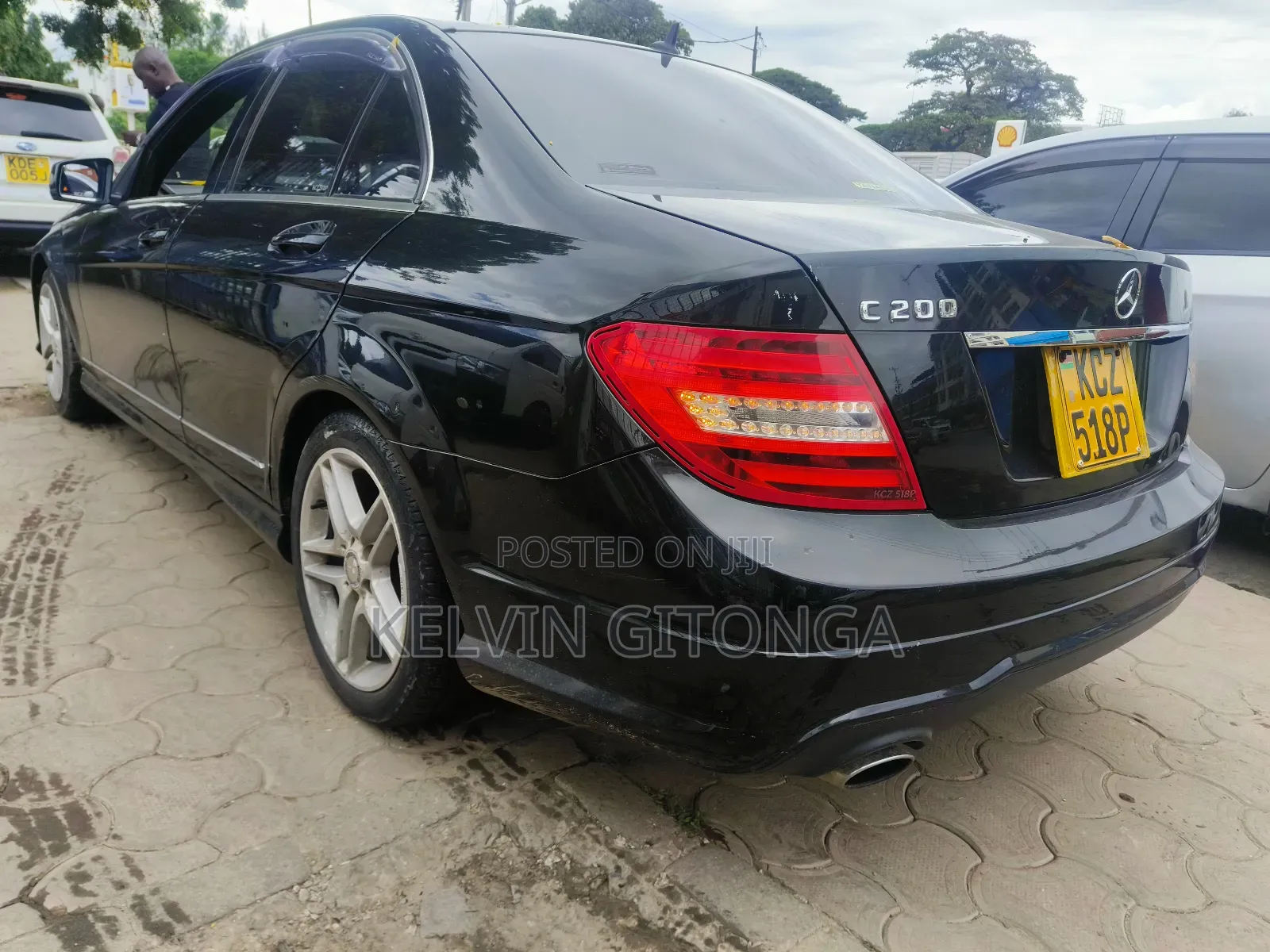 Mercedes-Benz C200 2013 Black