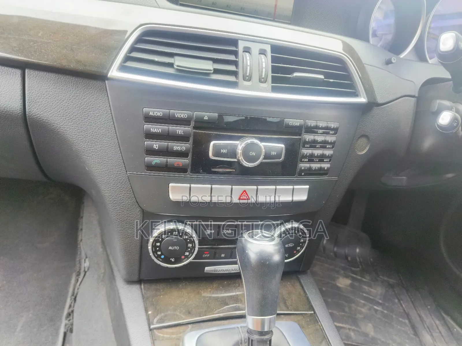 Mercedes-Benz C200 2013 Black