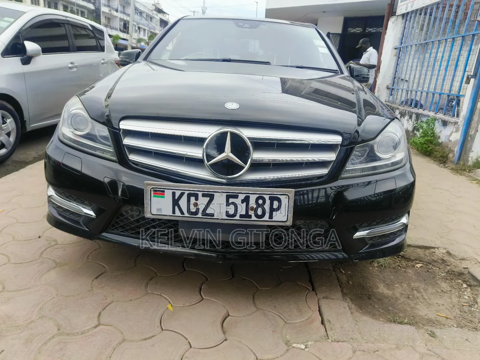 Mercedes-Benz C200 2013 Black