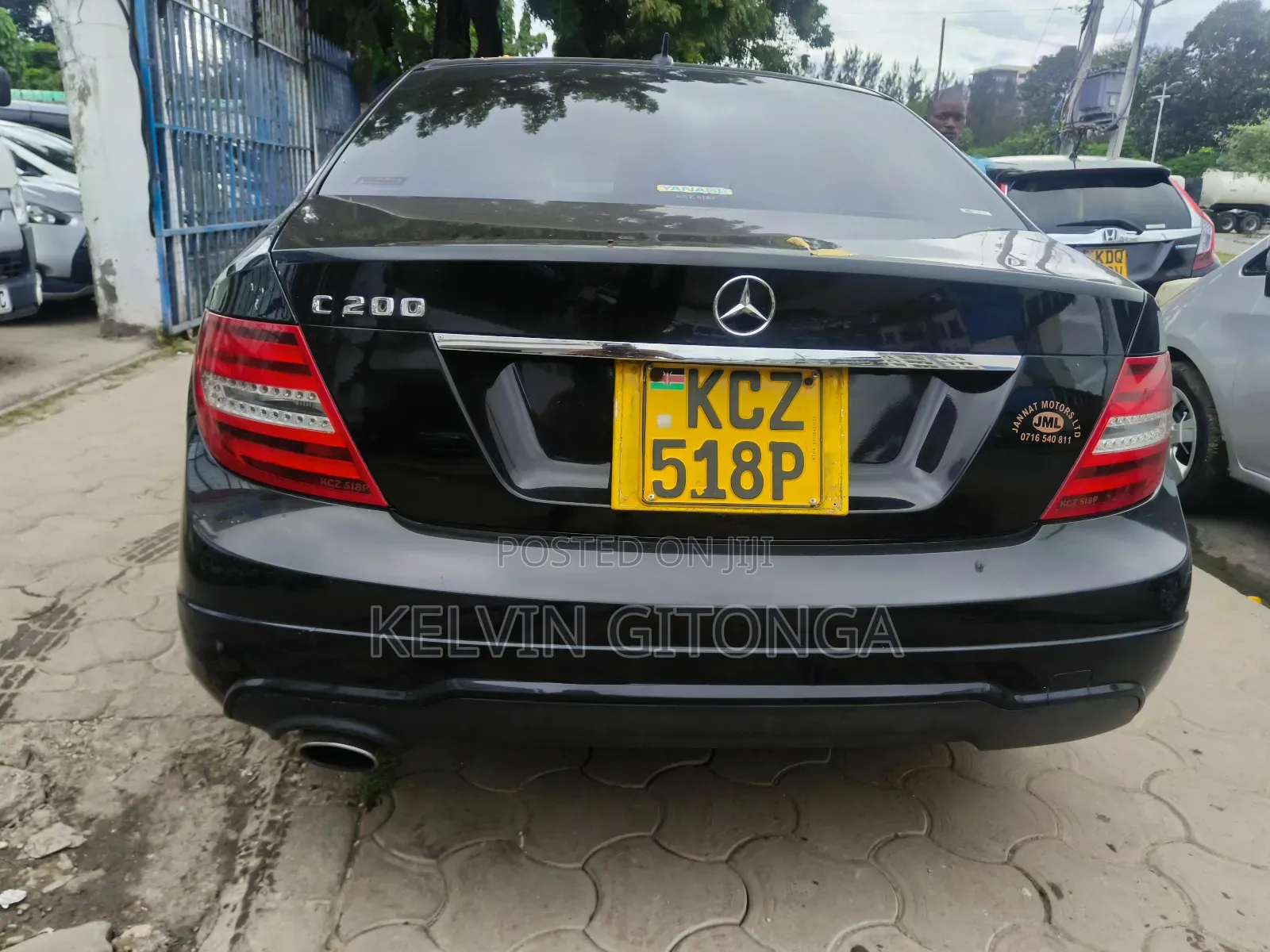 Mercedes-Benz C200 2013 Black