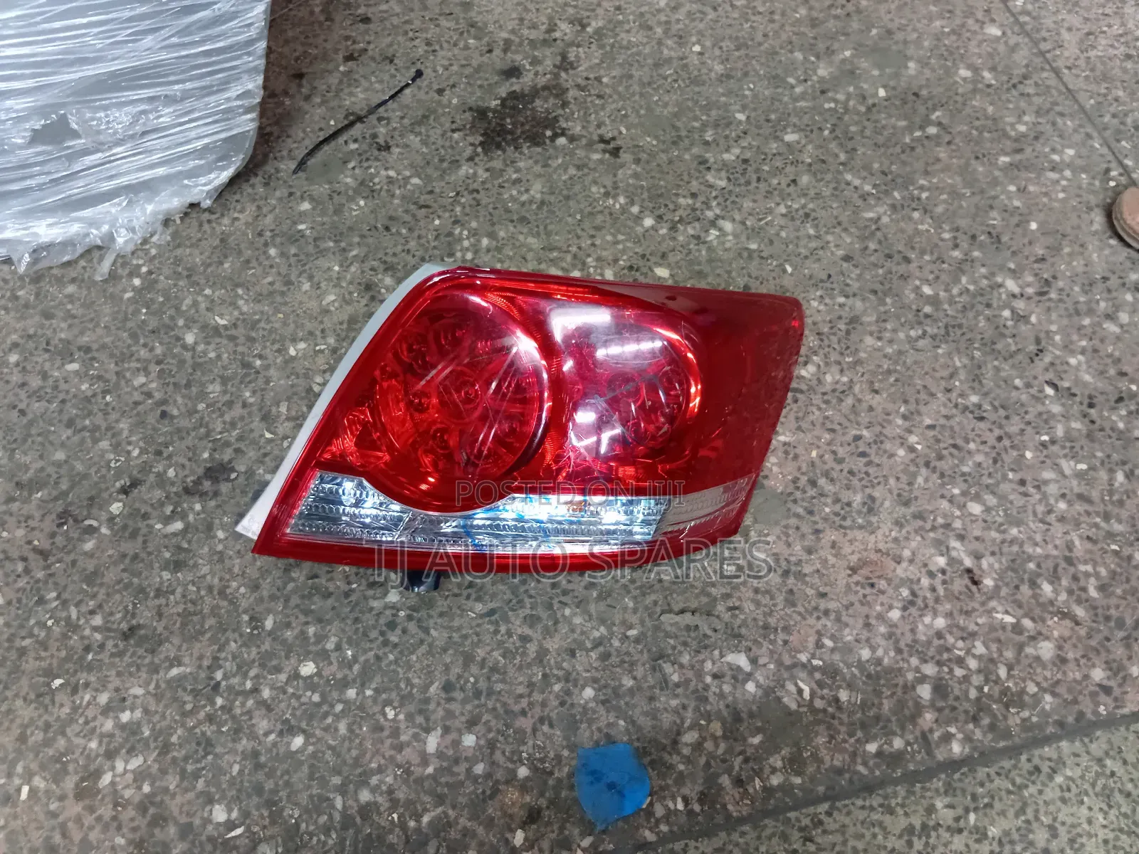 Allion 265 Taillight 2013