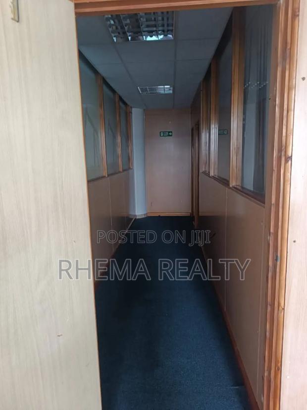 Office Space to Let 002/001/Rre - thumbnail 5