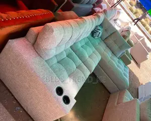 Inviting 6 Seater Chester L Seat With Cupholders