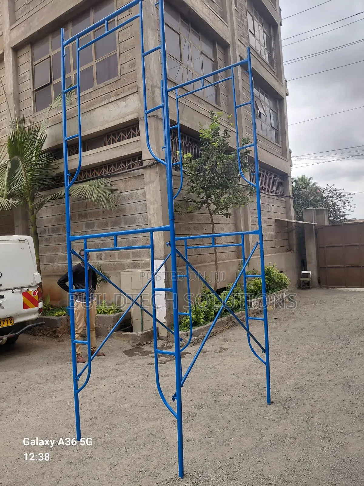 Scaffold Ladder Metallic