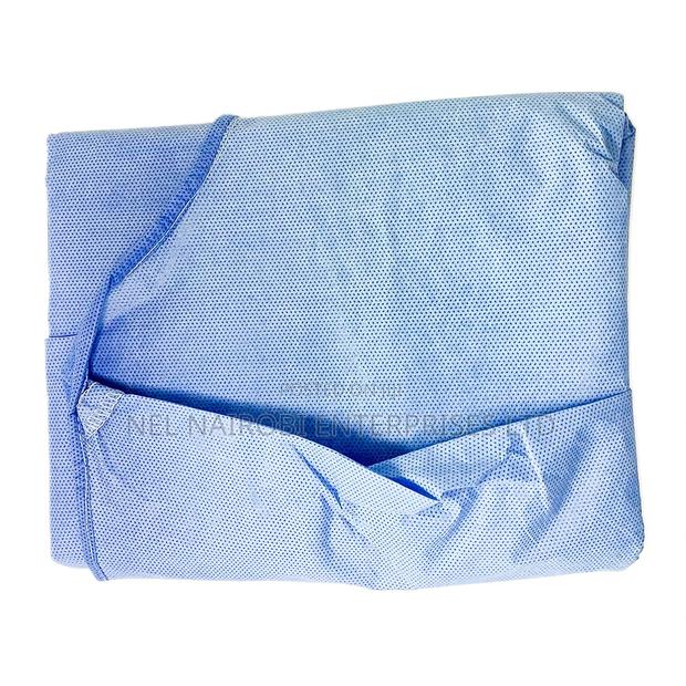 Full Reinforced Disposable Surgical Gown (Sterile) - thumbnail 2