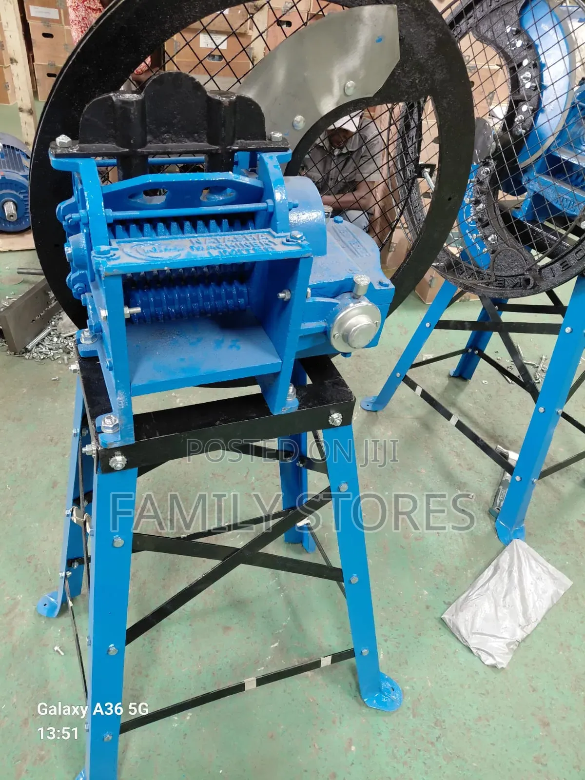 Heavy Duty Chaff Cutter Machine Electric/Petrol Powered.