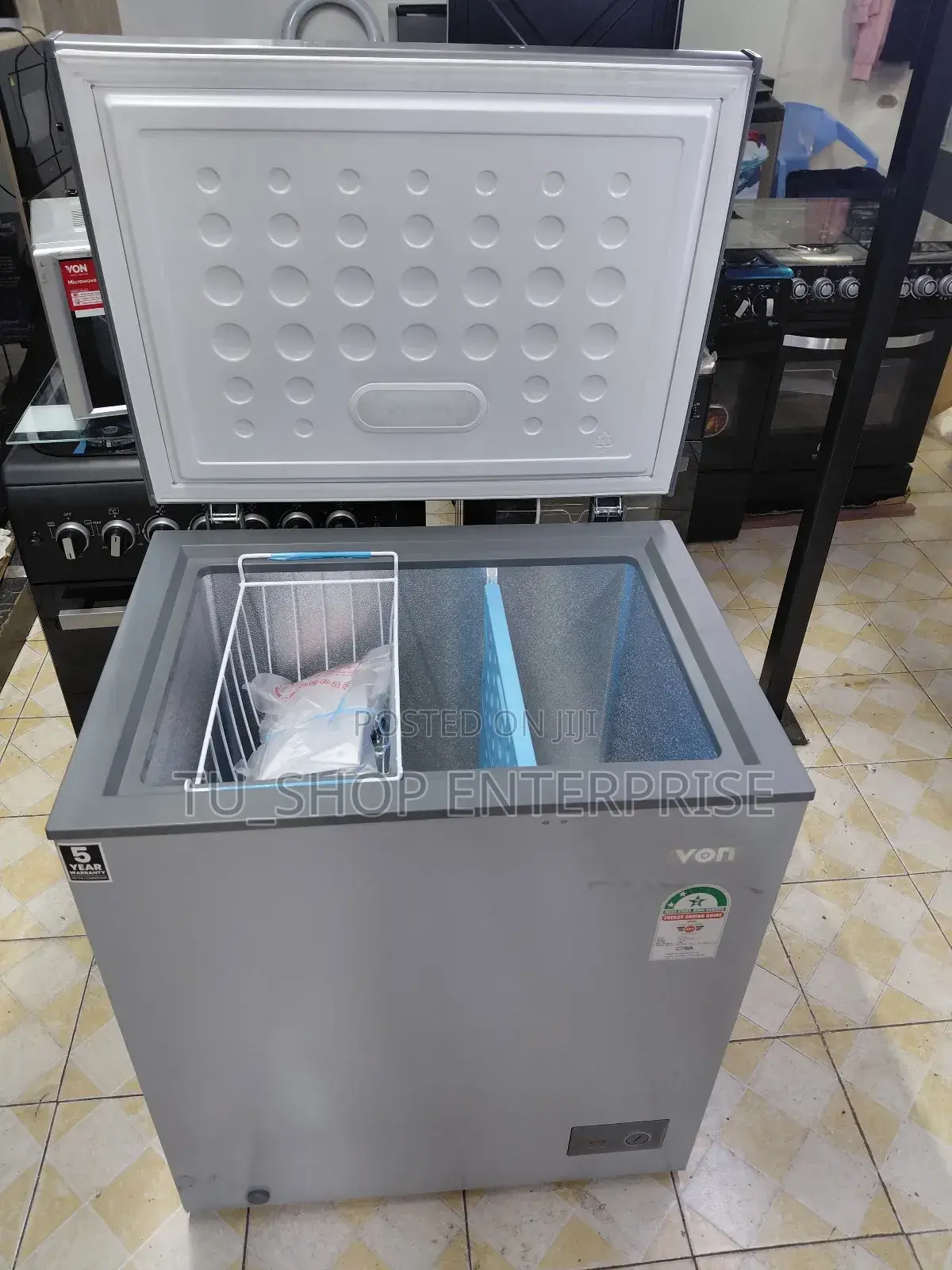 Von 142litres Chest Freezer