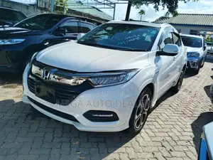 Honda Vezel 2018 White