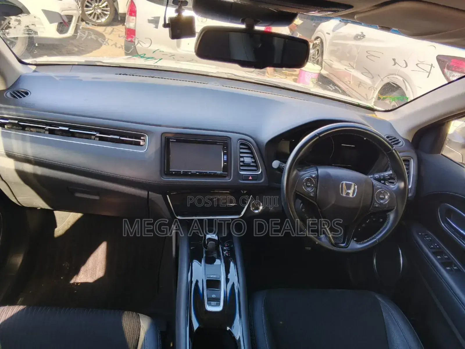 Honda Vezel 2018 White