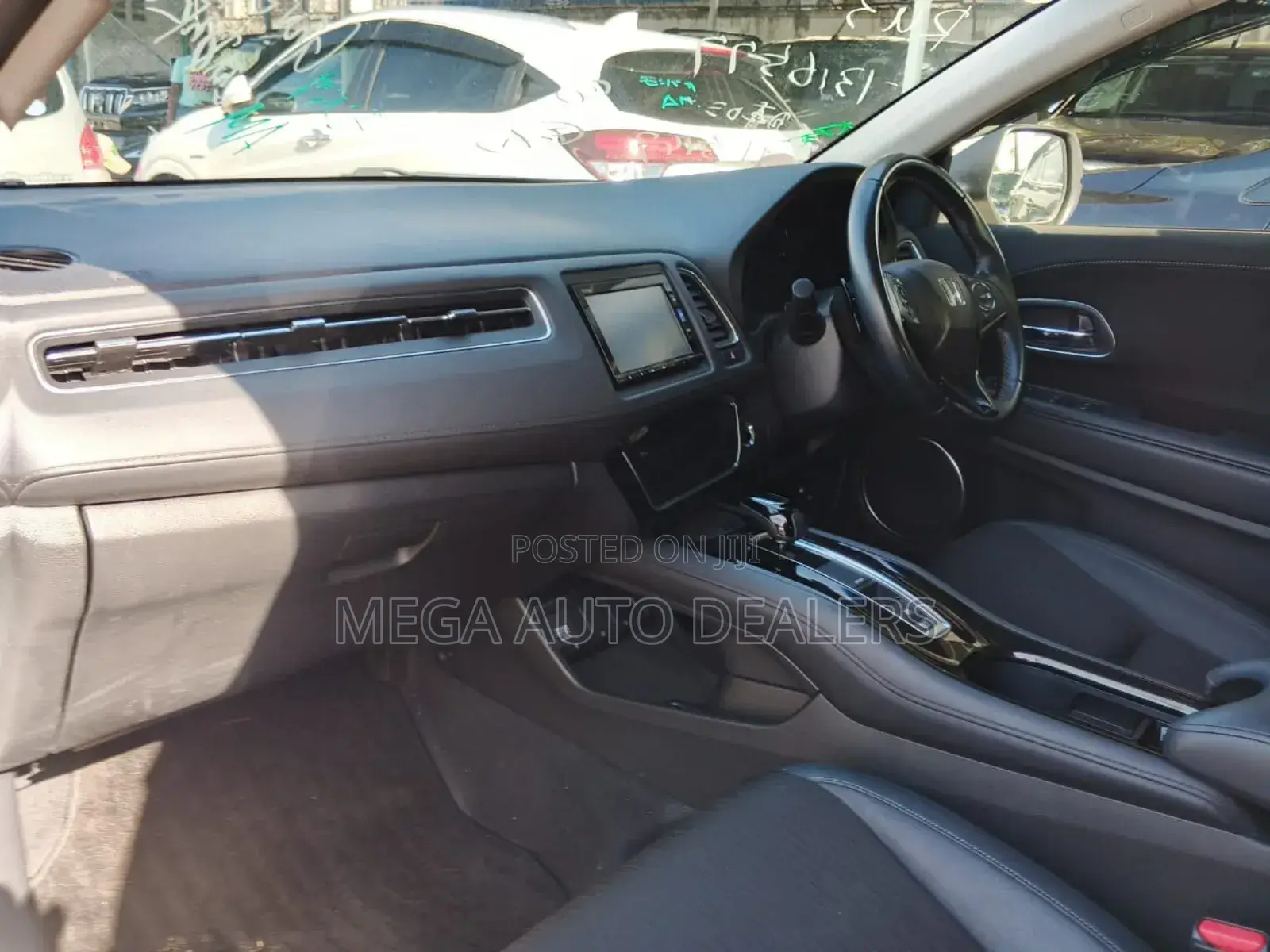 Honda Vezel 2018 White