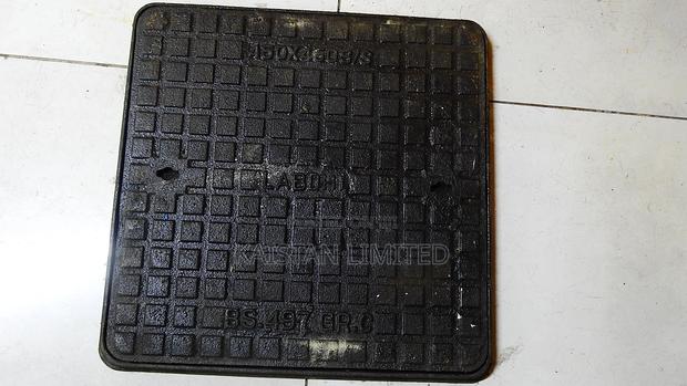 Square Cast Iron Manhole Cover - main view
