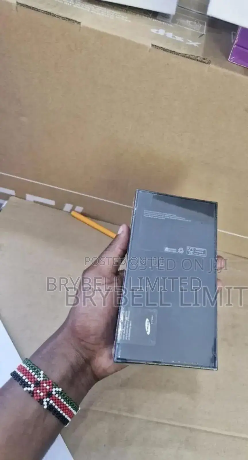 New Samsung Galaxy S21 5G 128 GB Silver