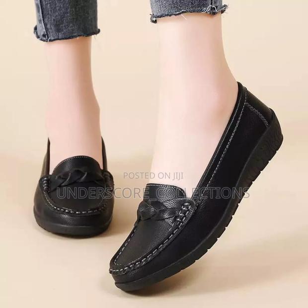 Black Loafer Shoes - thumbnail 4