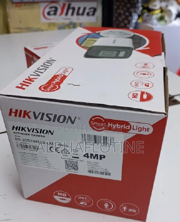 Hikvision 4mp Smart Hybrid Light Camera