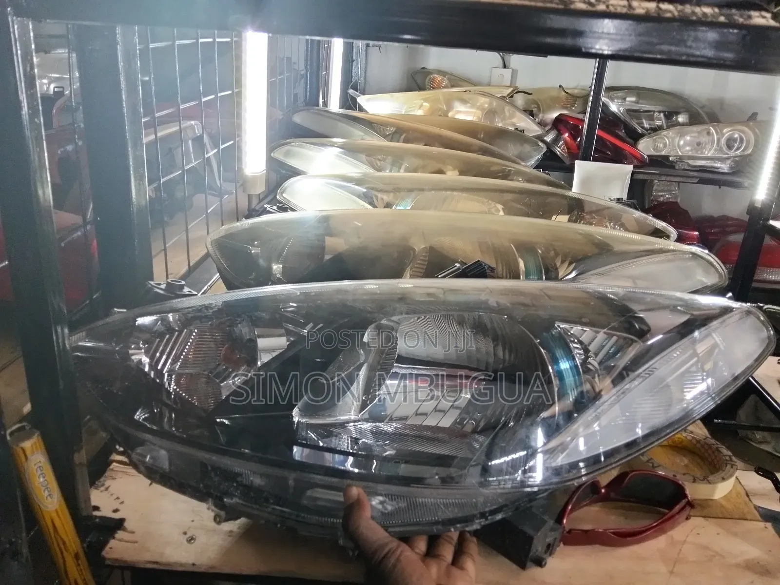 Mazda Demio 2012/2013 (Sky Active) Headlight