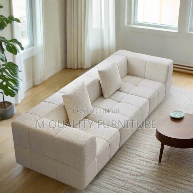 Classic Modernized Bubble Seat - main view