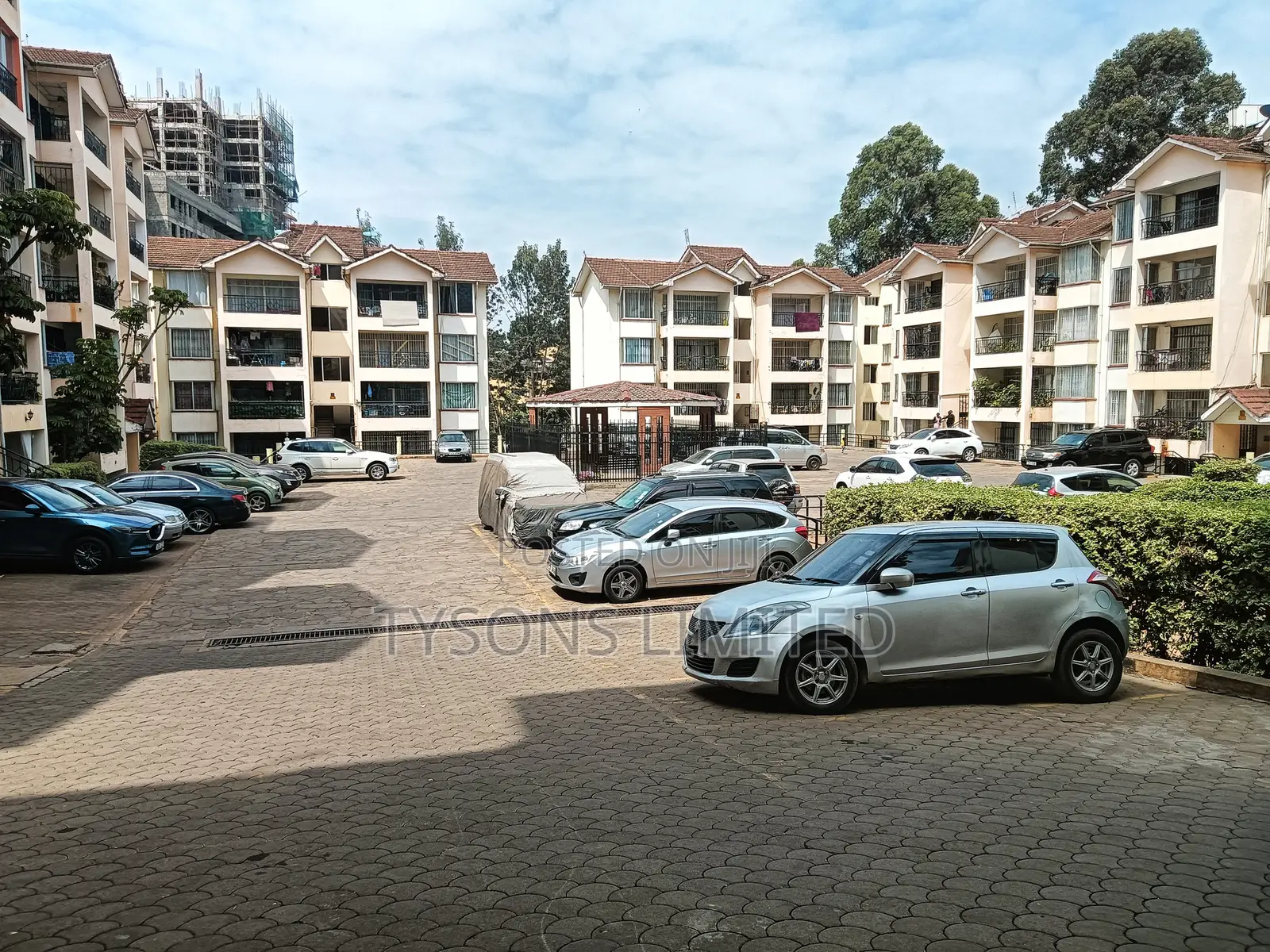 4bdrm Apartment in Lavington, Valley Arcade for sale