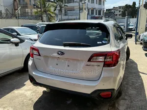 Subaru Outback 2.5i AWD 2019 White
