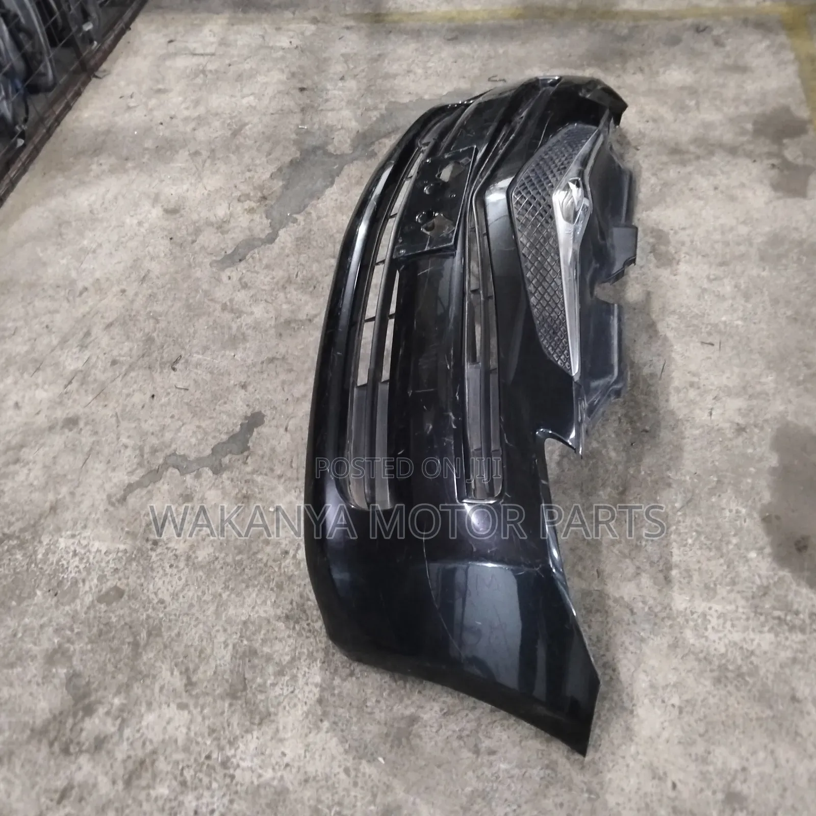 Toyota Ractis 2005/2010 Front Bumper Complete, Ex Japan