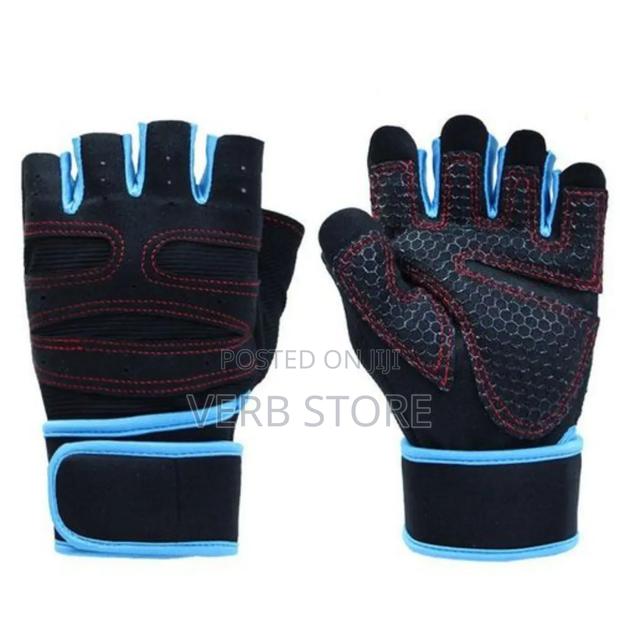 Latex Gym Gloves - thumbnail 3