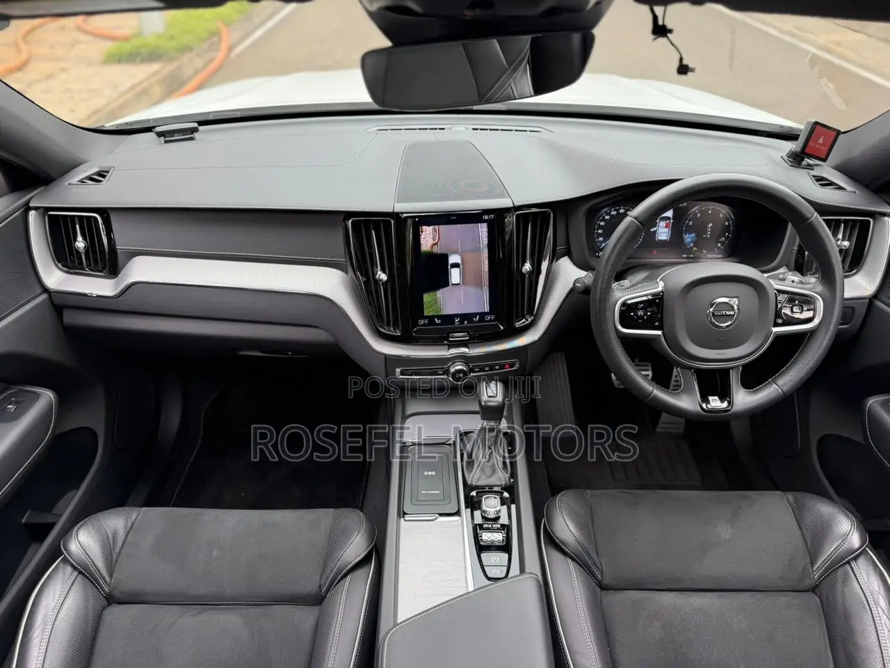 Volvo XC60 2019 White