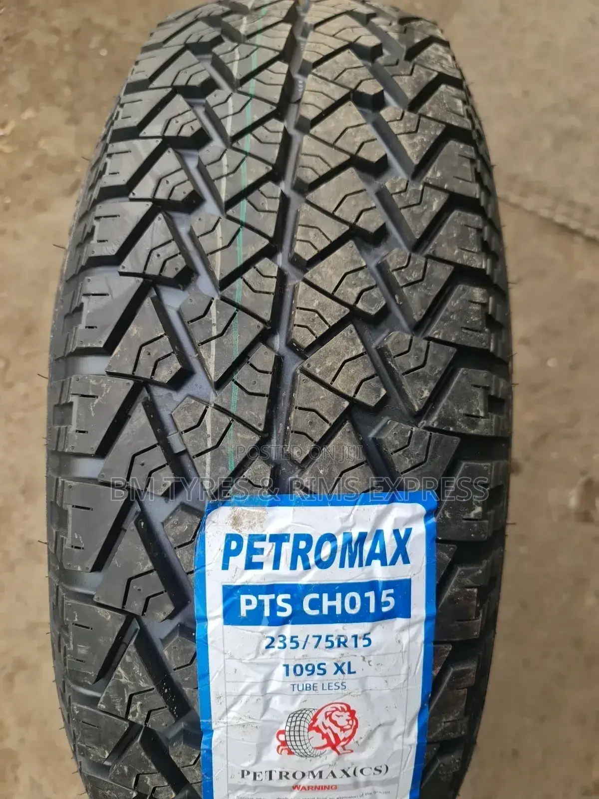 235 /75 R15 Petromax Tyres (New Technology)
