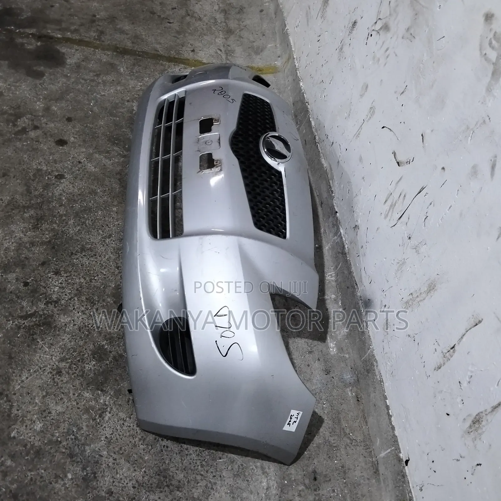 Toyota Vitz Model 2005/2006 Front Bumper Complete, Ex Japan