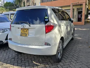 Toyota Ractis 1.5 FWD 2015 White