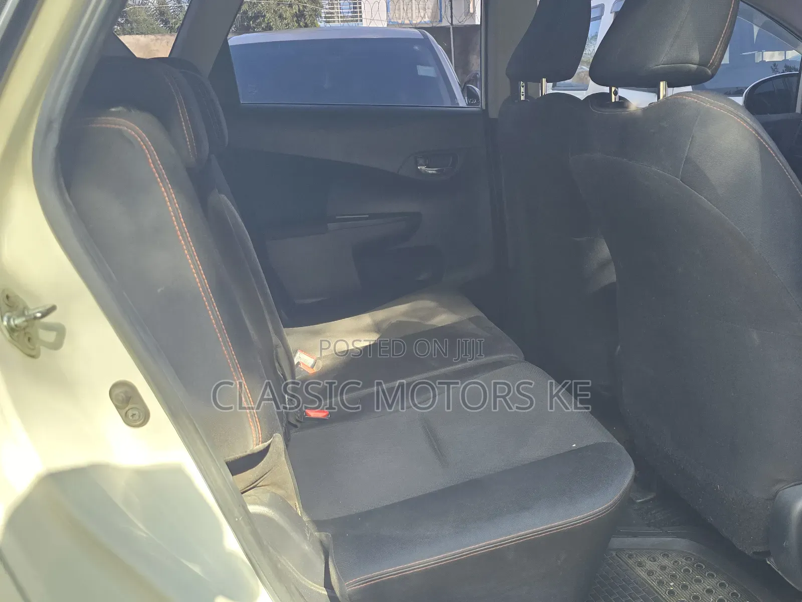 Toyota Ractis 1.5 FWD 2015 White