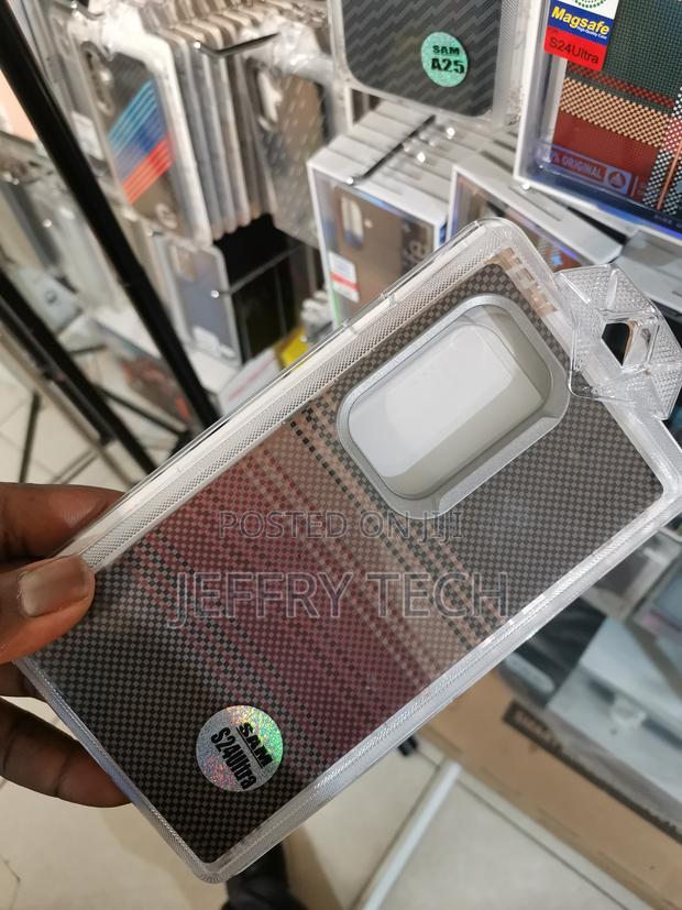 Carbon Fiber Camera Ring Case for Samsung Galaxy S24 Ultra - thumbnail 3