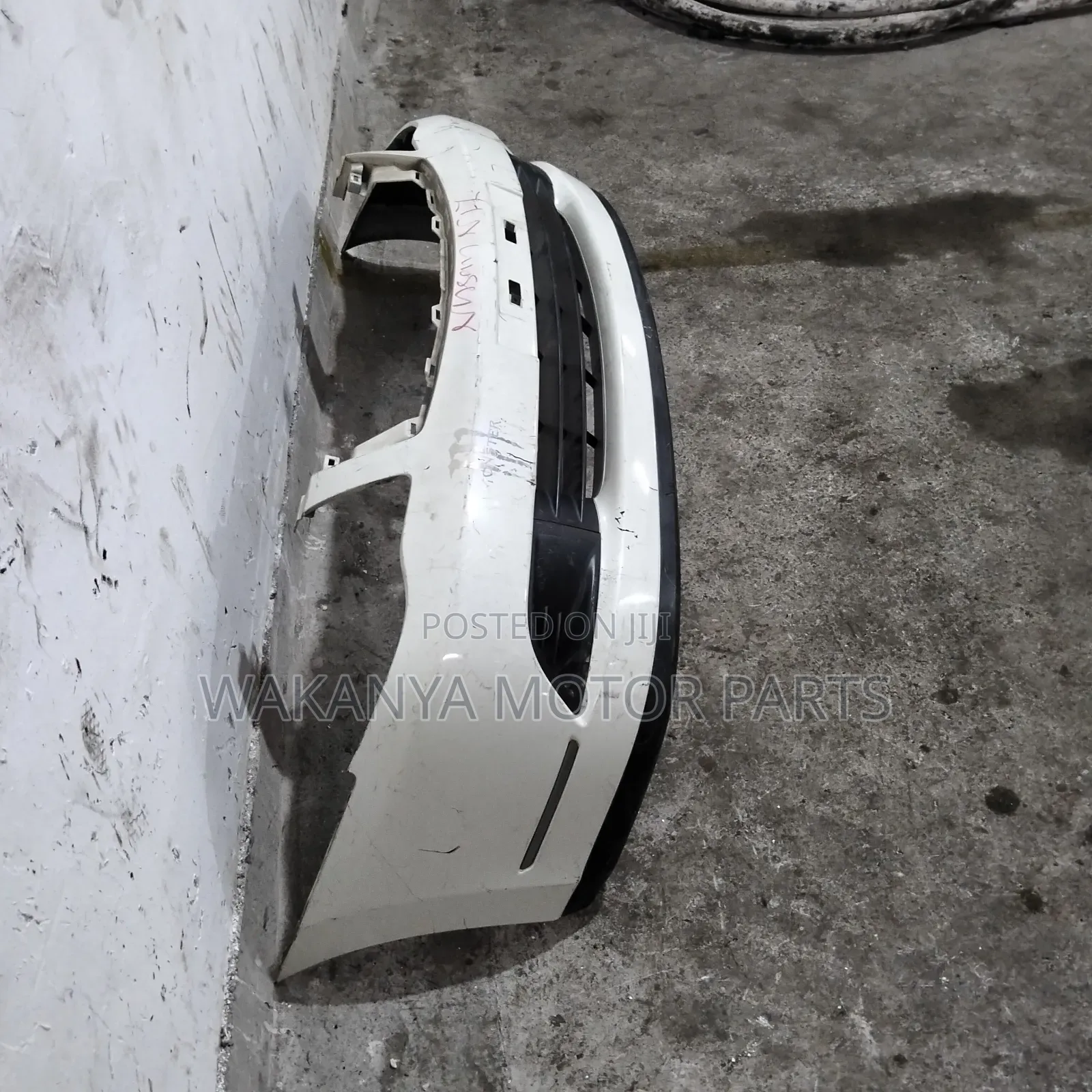 Nissan Sylphy N17 Kg11 Front Bumper Complete With Fog Covers