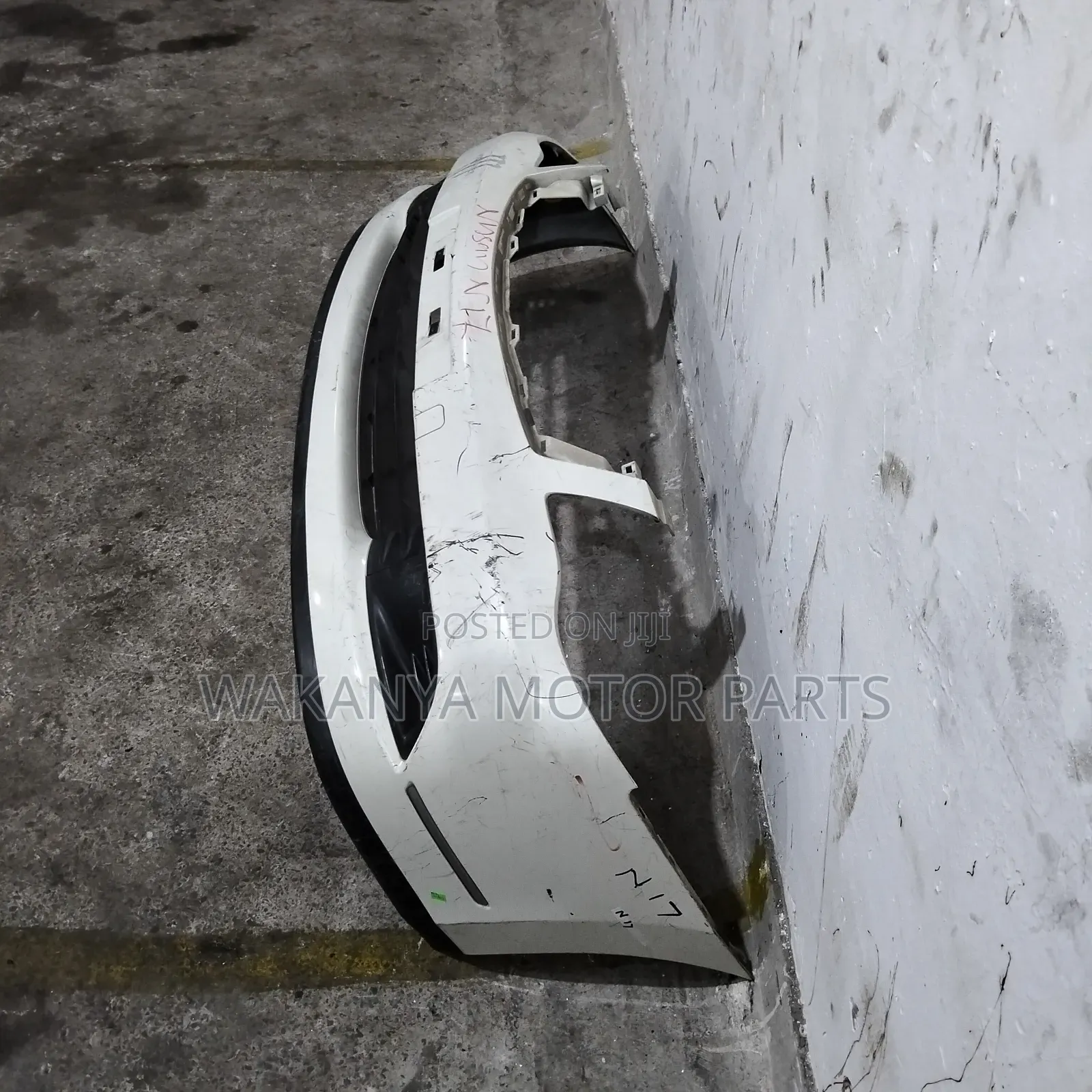 Nissan Sylphy N17 Kg11 Front Bumper Complete With Fog Covers