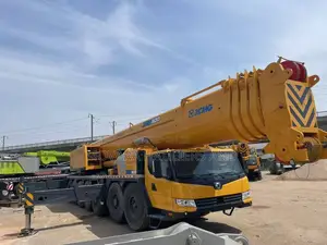 Crane for Heavy Lifting Services Is Available