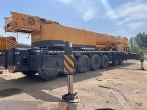 Crane for Heavy Lifting Services Is Available