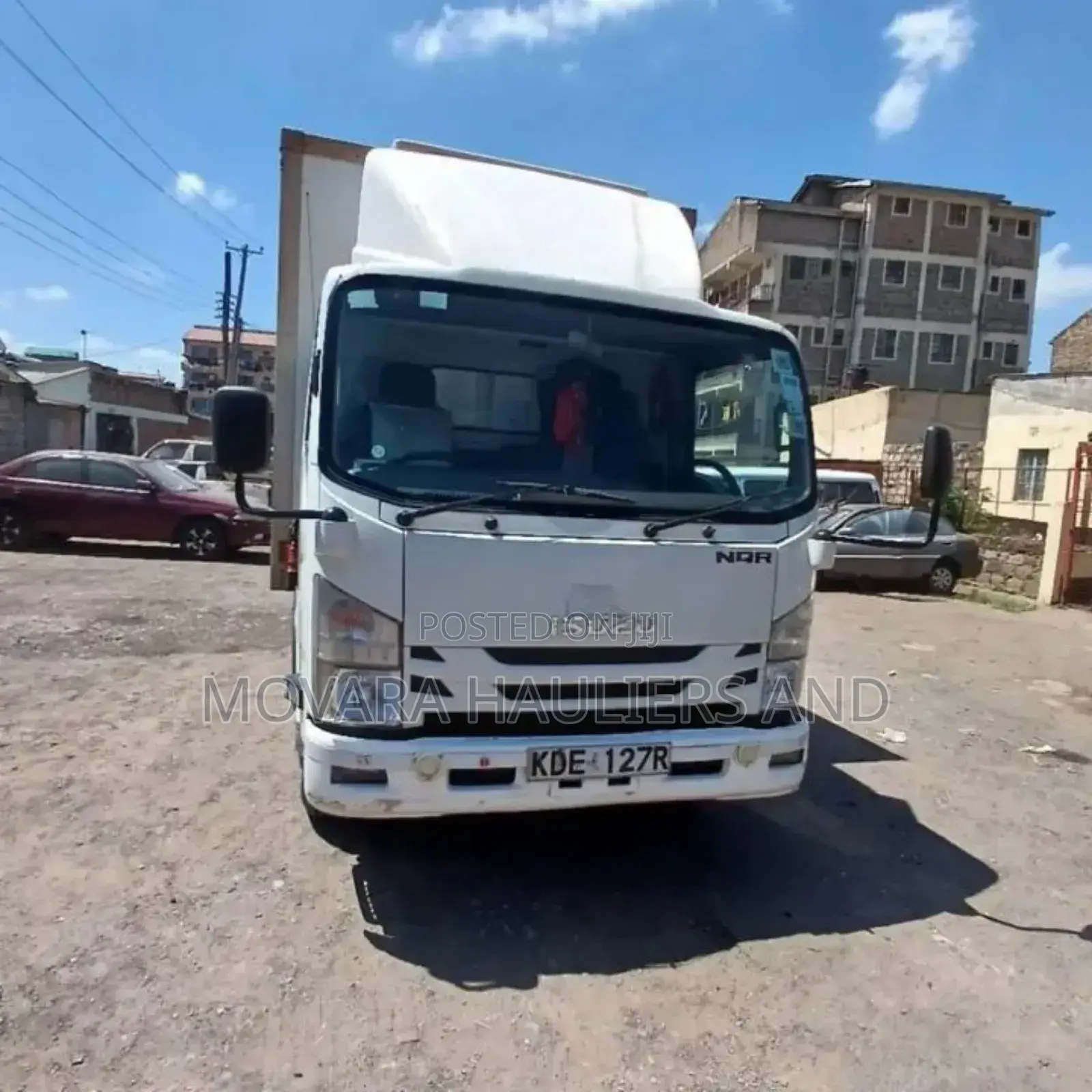 Canter Truck for Loose Cargo Transport at Hand