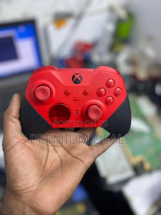 Xbox Series Controllers Available.