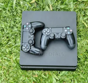 Ps4 Slim Black Charcoal Chipped With 10games.